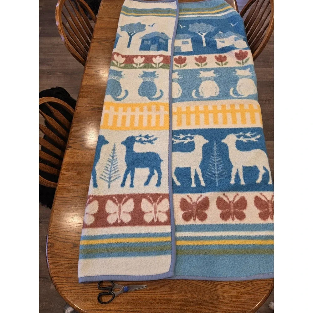 Reygers Reversible Throw 70's  Vintage Cabin Cottagecore Farmhouse Scandi Greece